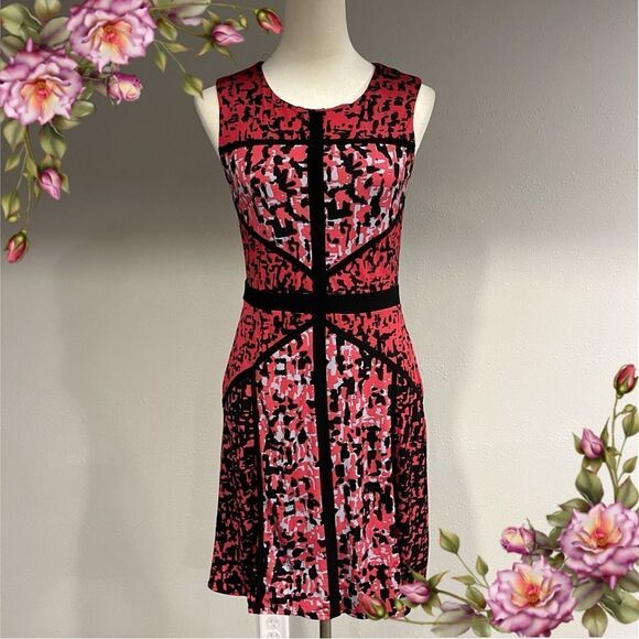 Taylor Pink Mixed Media Sleeveless Sheath Dress WITH Black Piping Size 4 - Picture 1 of 13